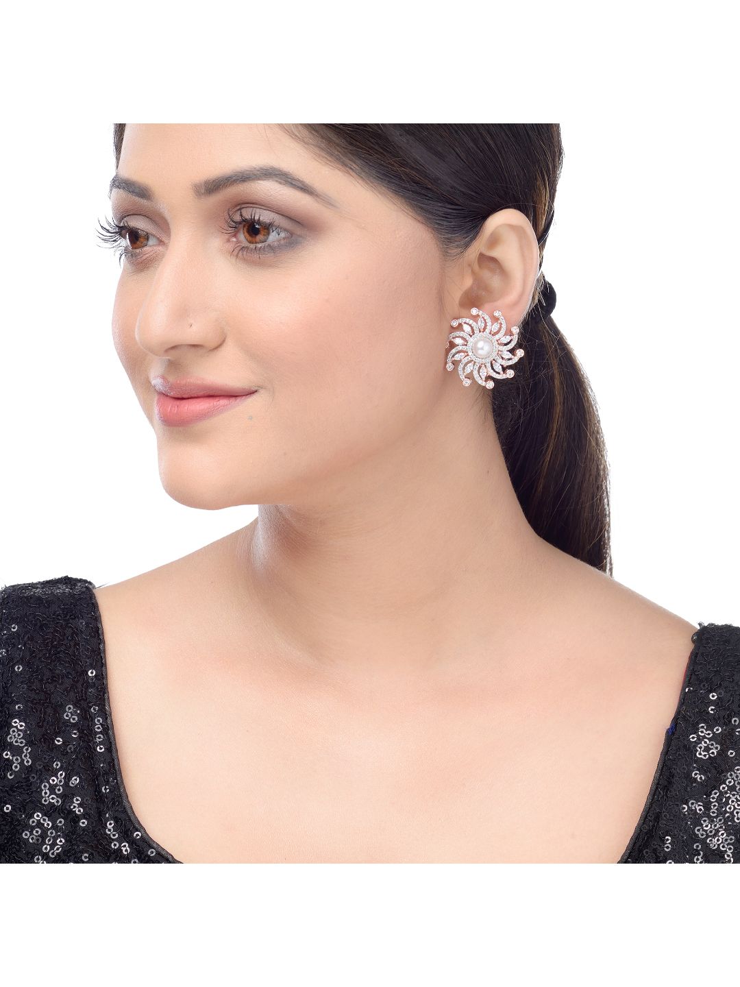 Sun shaped exquisite design pearl studs